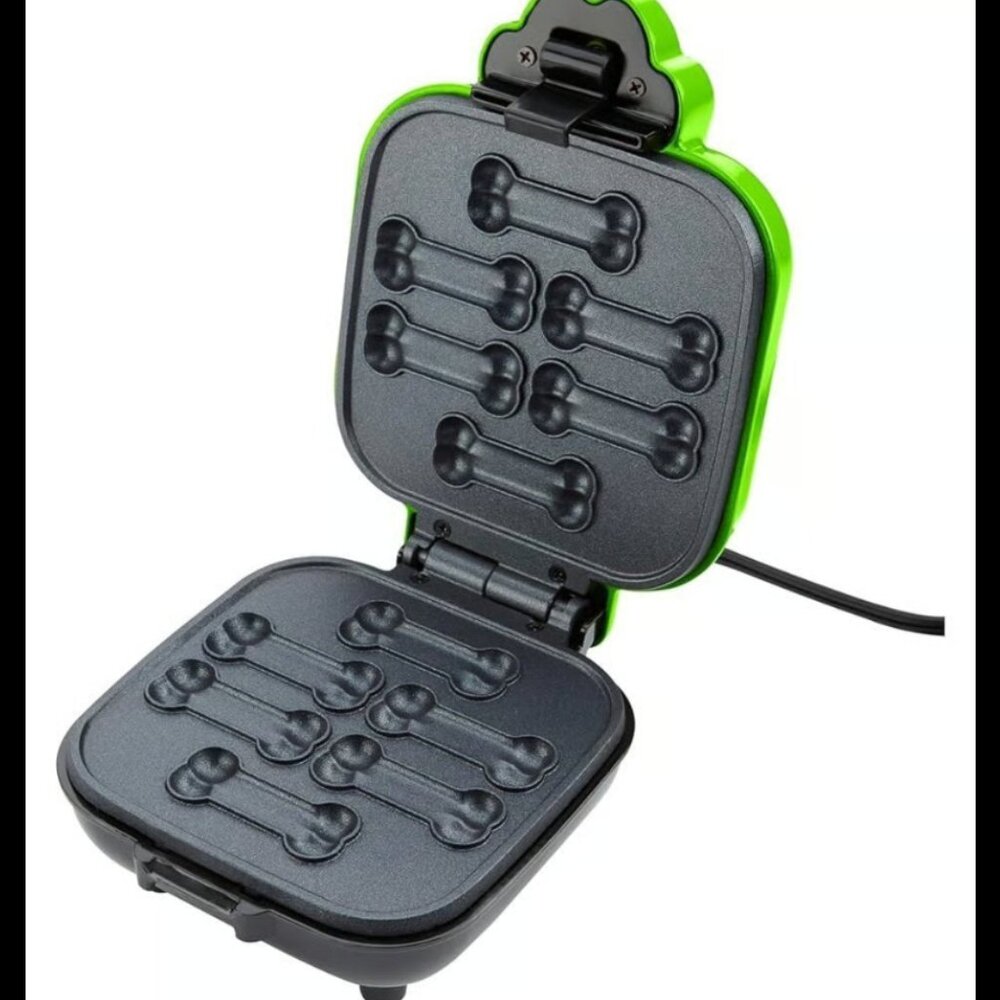 CONAIRPROPET Goodbone Dog Treat Maker, 6 Treats